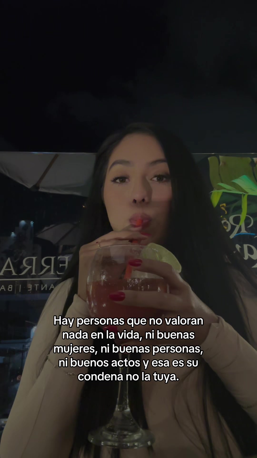 @Gabs_