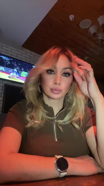 @Elya-🔱🔱🔱Tik Tok Star🔱🔱🔱