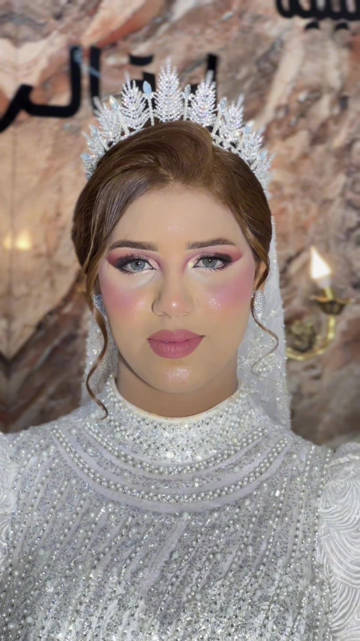 @ايه الروبي MAKEUP ARTIST