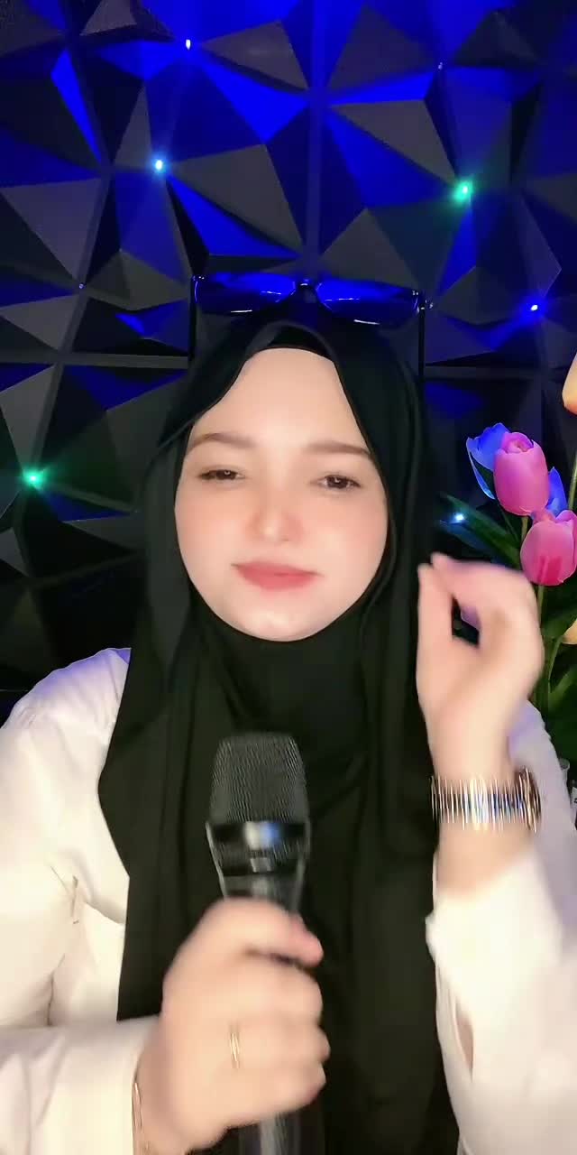@Ce.amel13