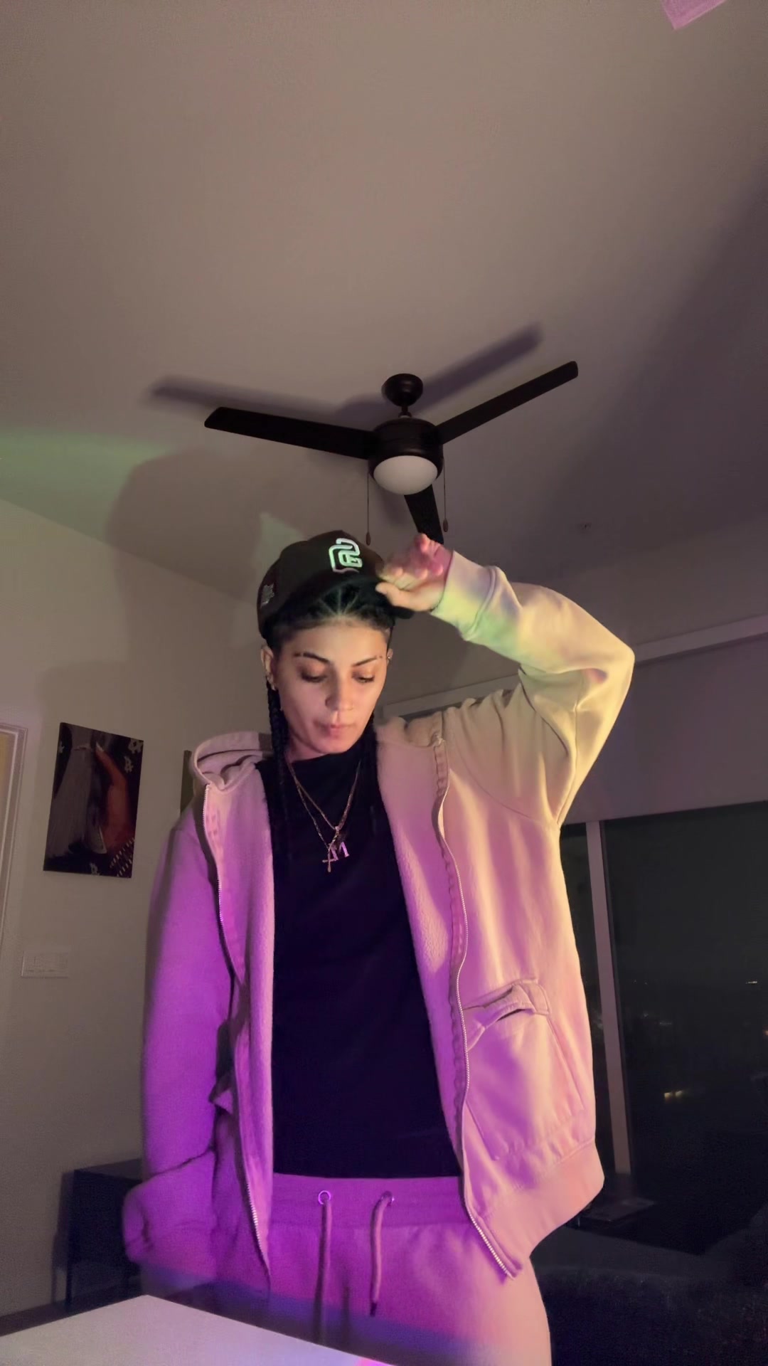 @Dolllamo