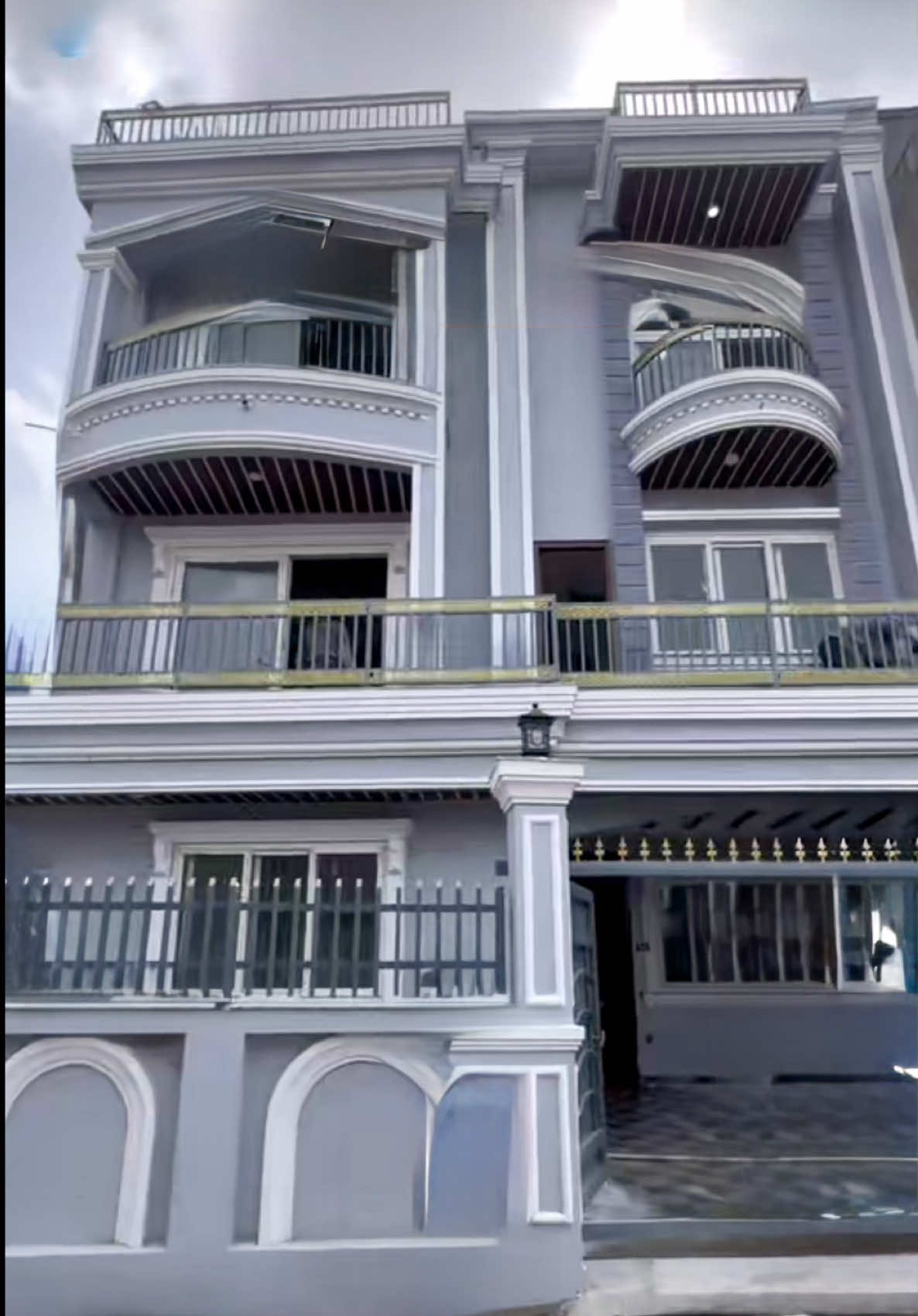 @Dd_Baini Real Estate