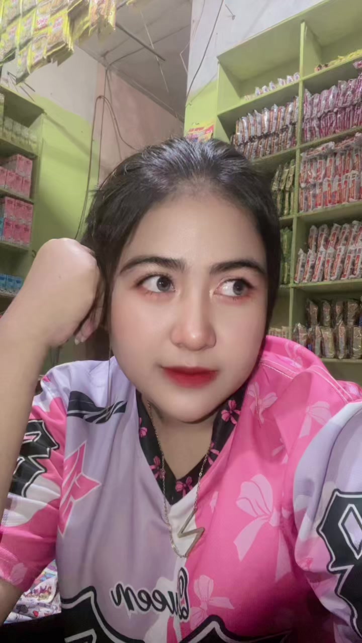 @Nonamanies🐒🐻