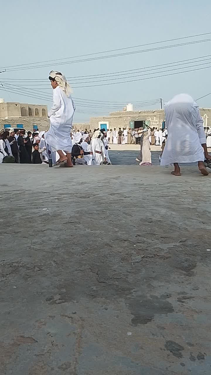 @Hassan🇸🇴🇦🇪