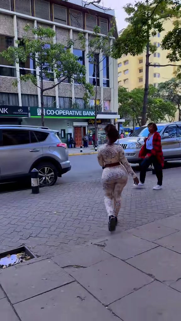 @Rosekwamboka