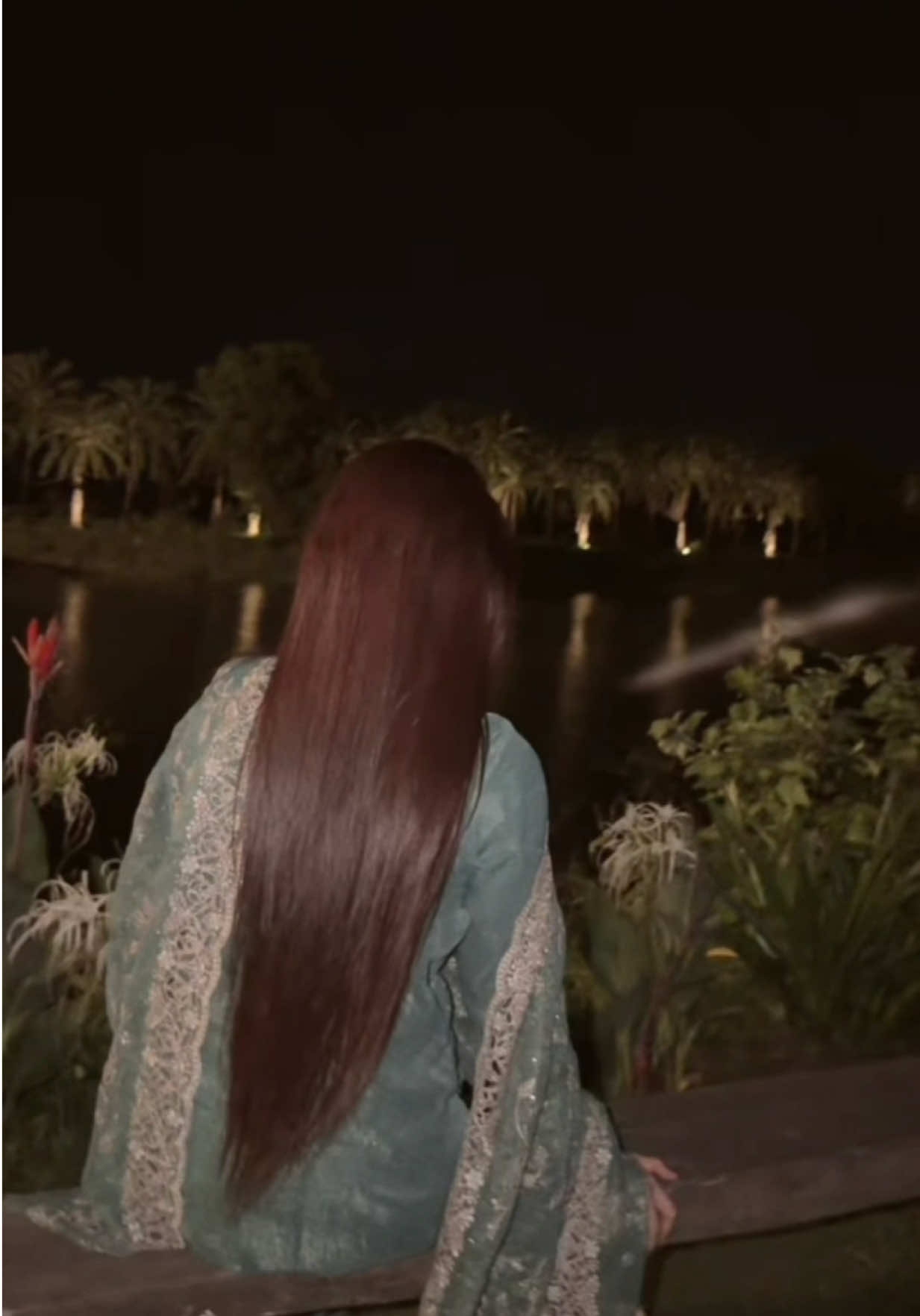 @eshuu 🚩