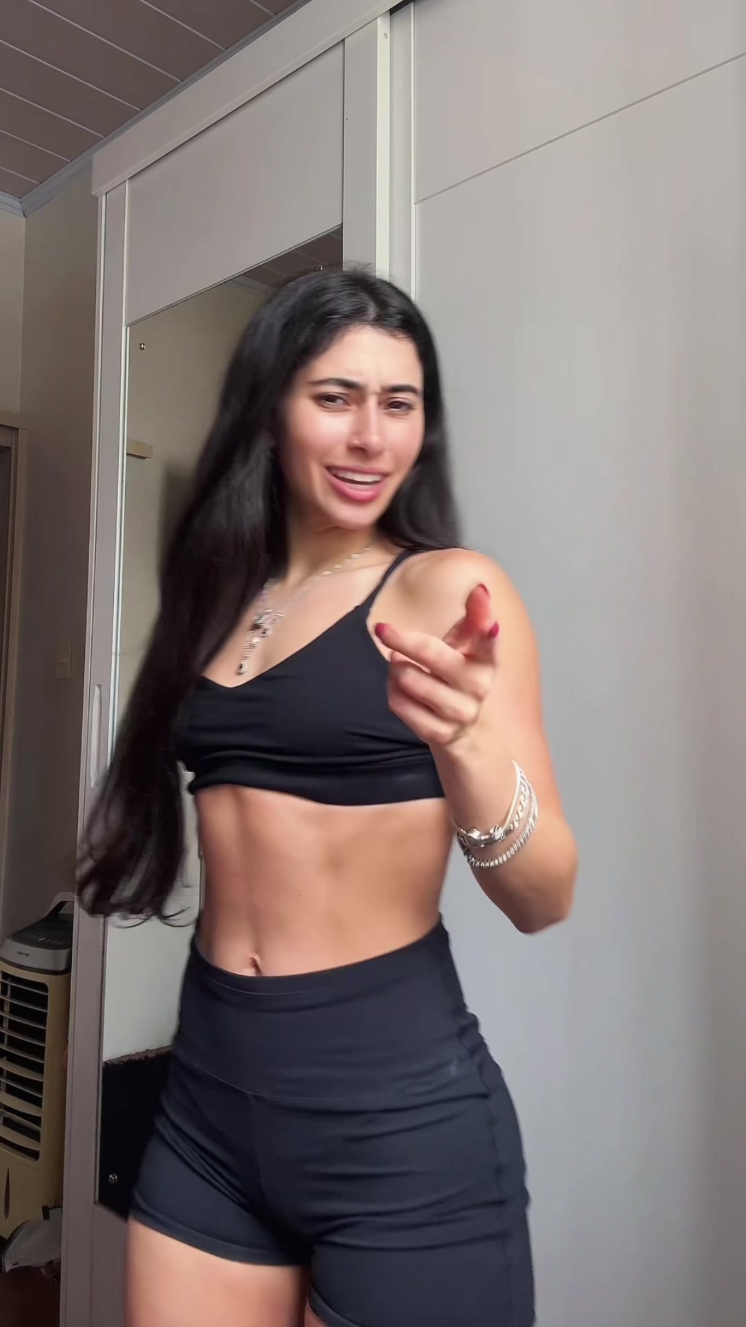 @mandynha