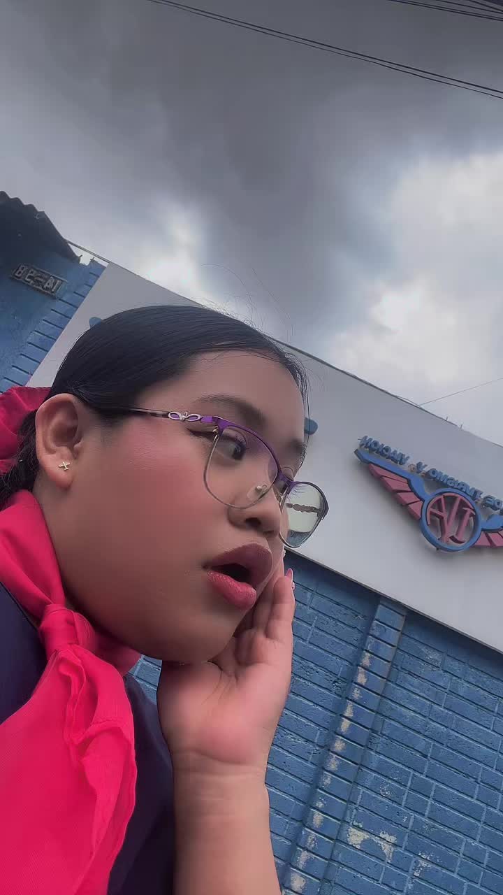 @Luni