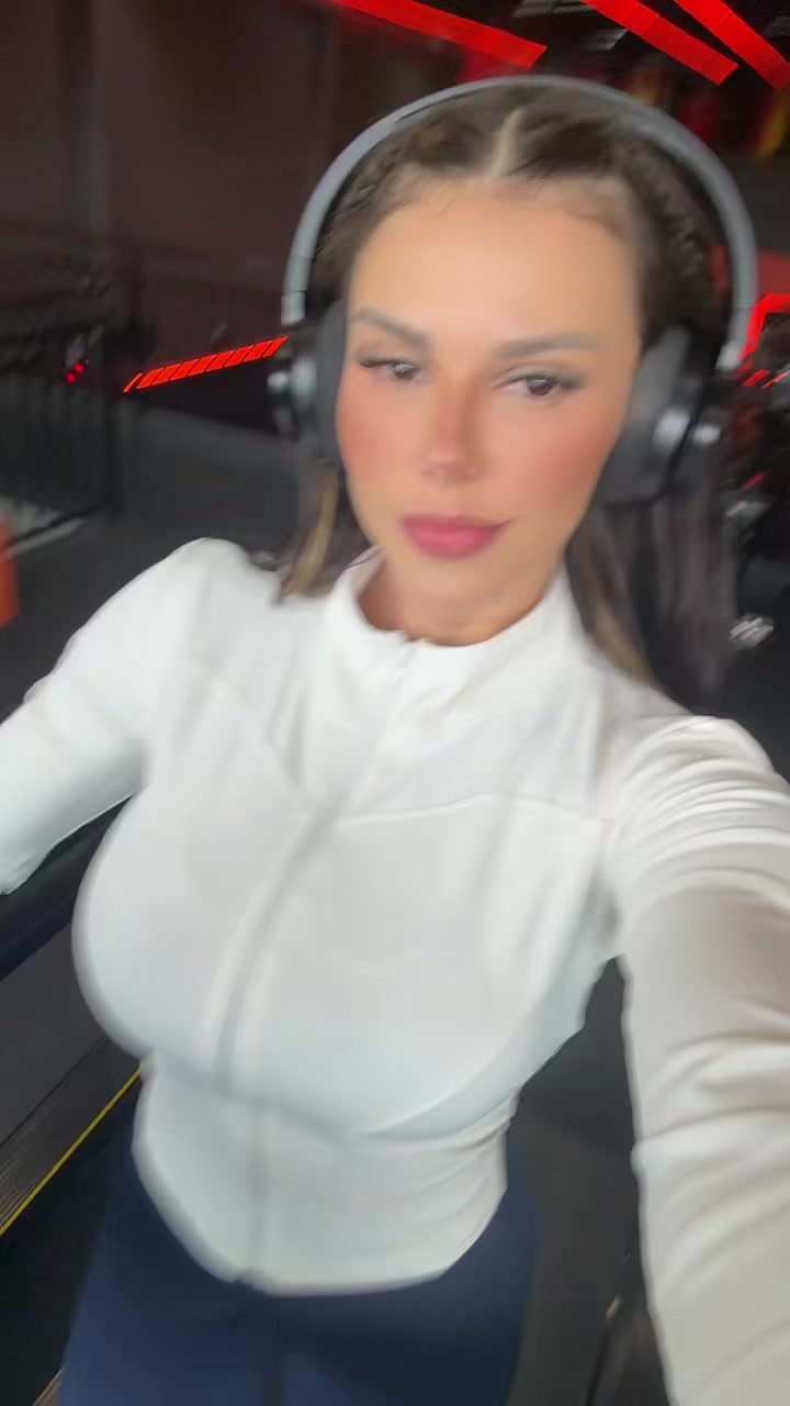 @Prisciladomi🇧🇷