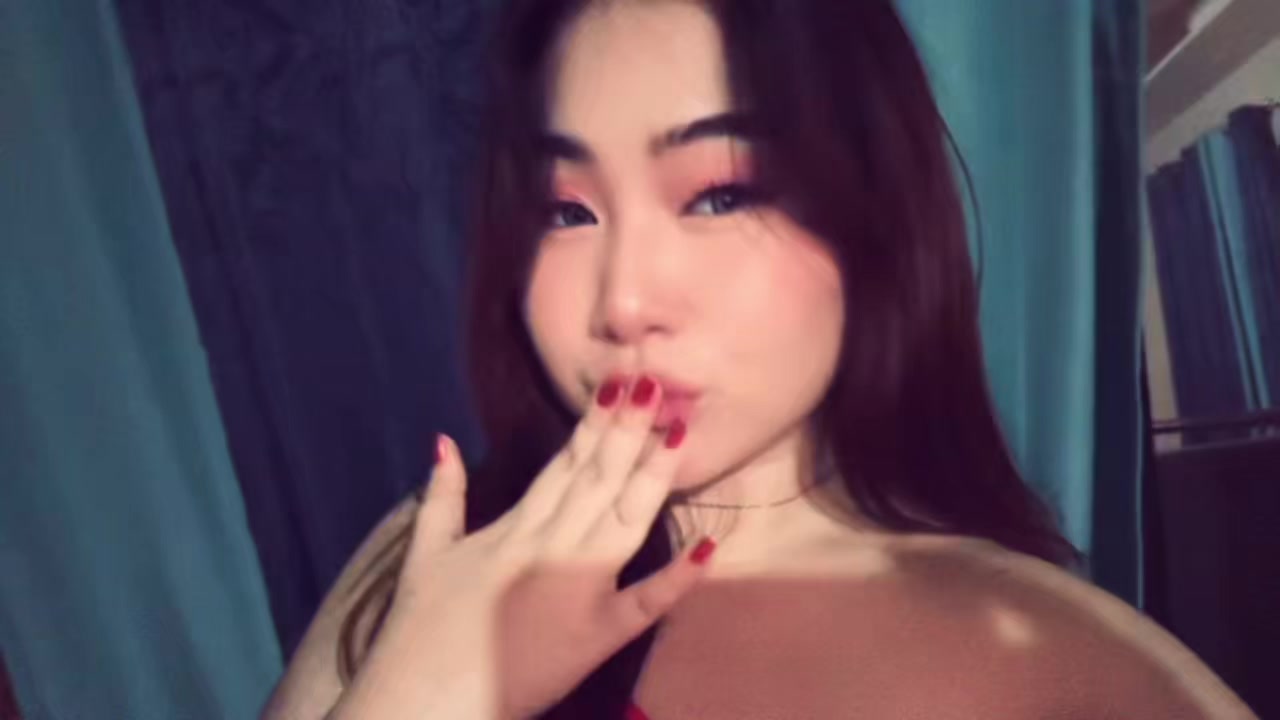 @Gela