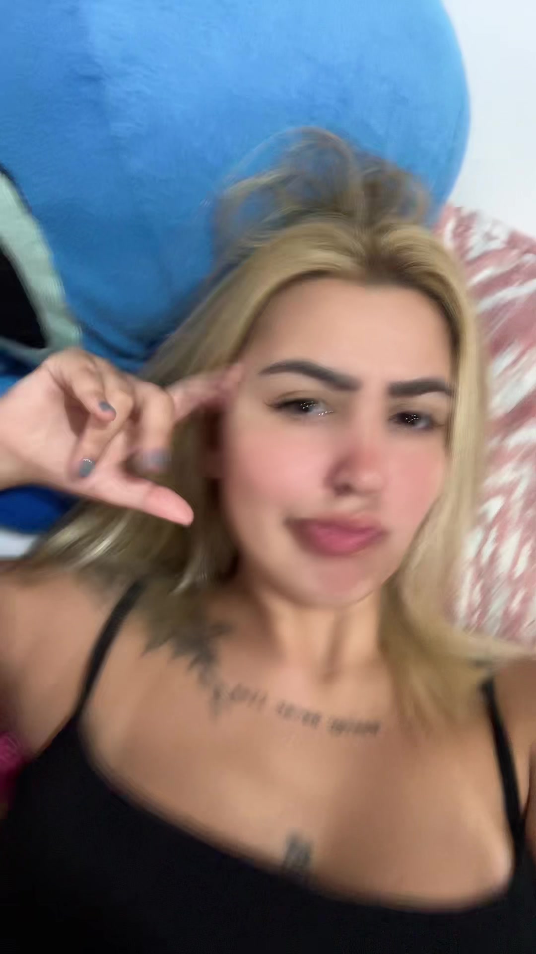 @JULIA CHELERI