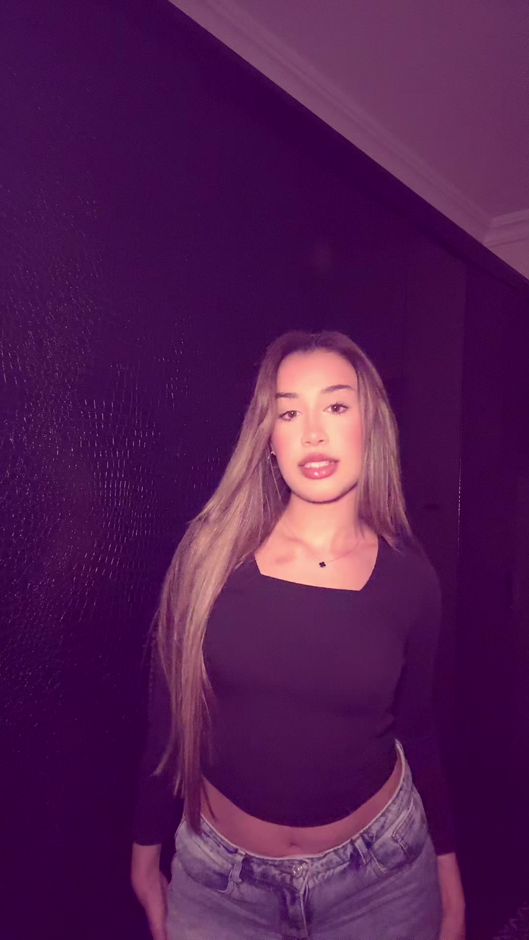 @𝐑𝐈𝐇𝐀𝐁𝐄 🦢