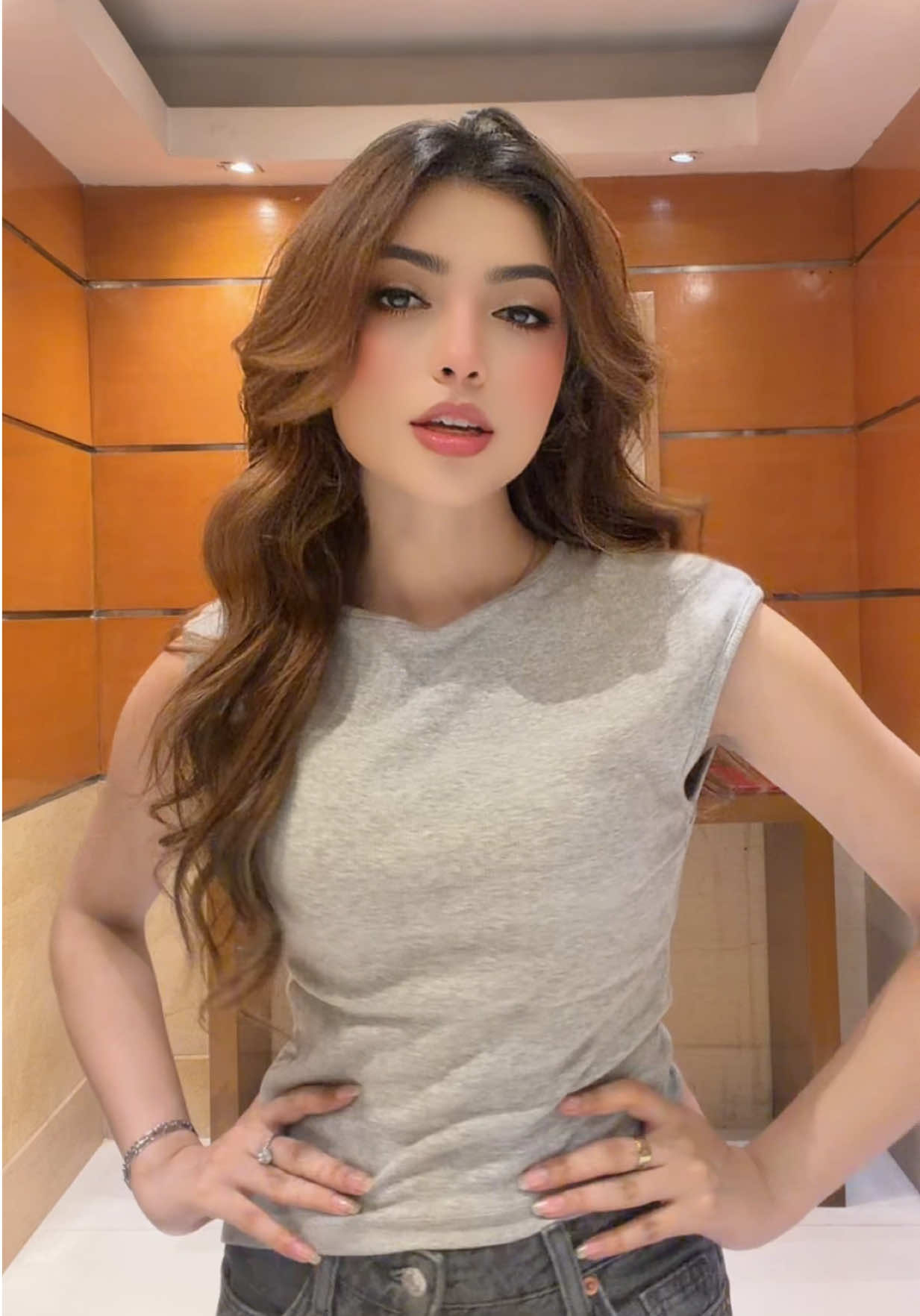 @fatima_meharrr