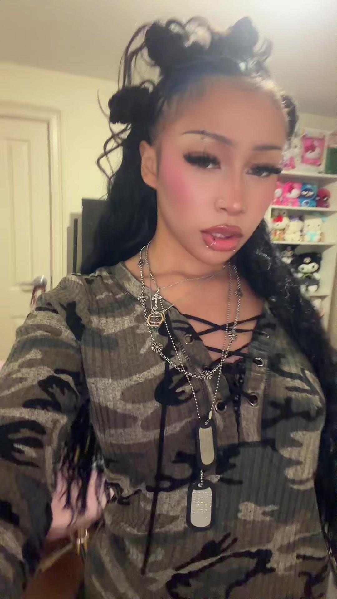 @trinskiii