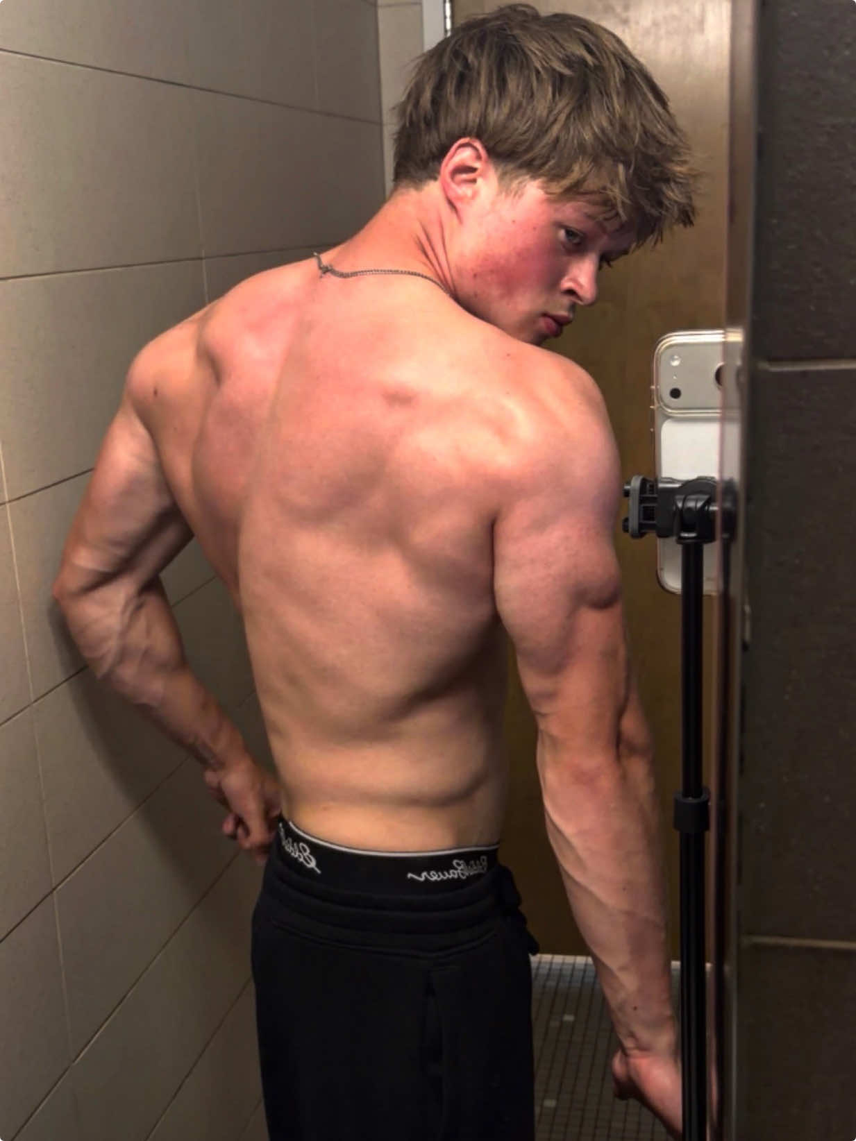 @Tommy_lifts10