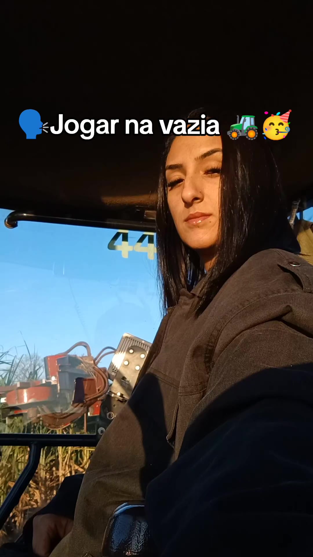 @JuliaHelena
