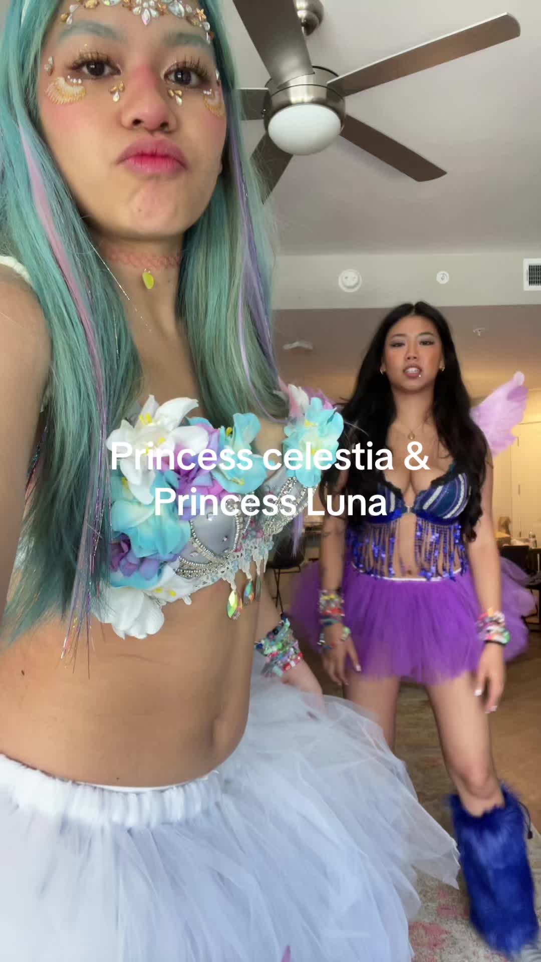 @Chica🐥
