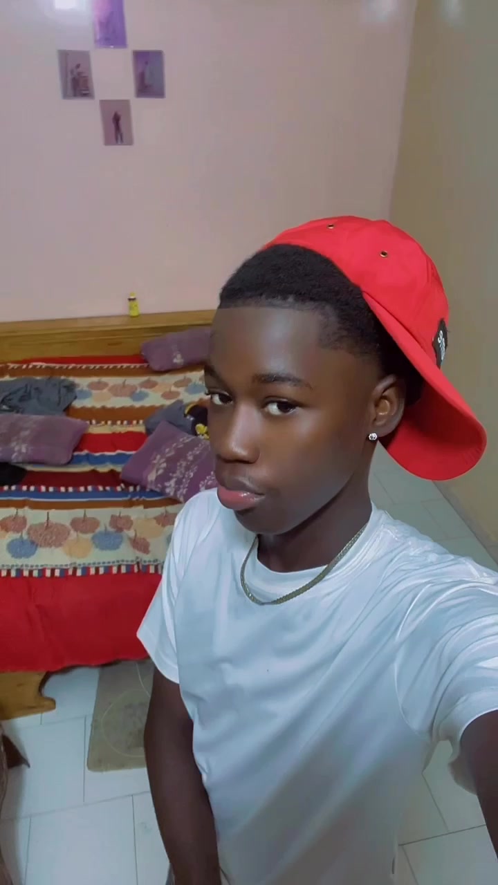 @Garçon_Noir🧑🏾🦱_☪️🇸🇳