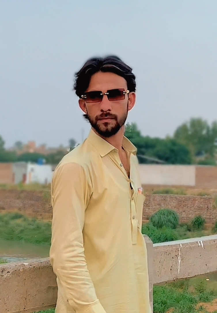 @🦅 HAPPY WASEEM 👑