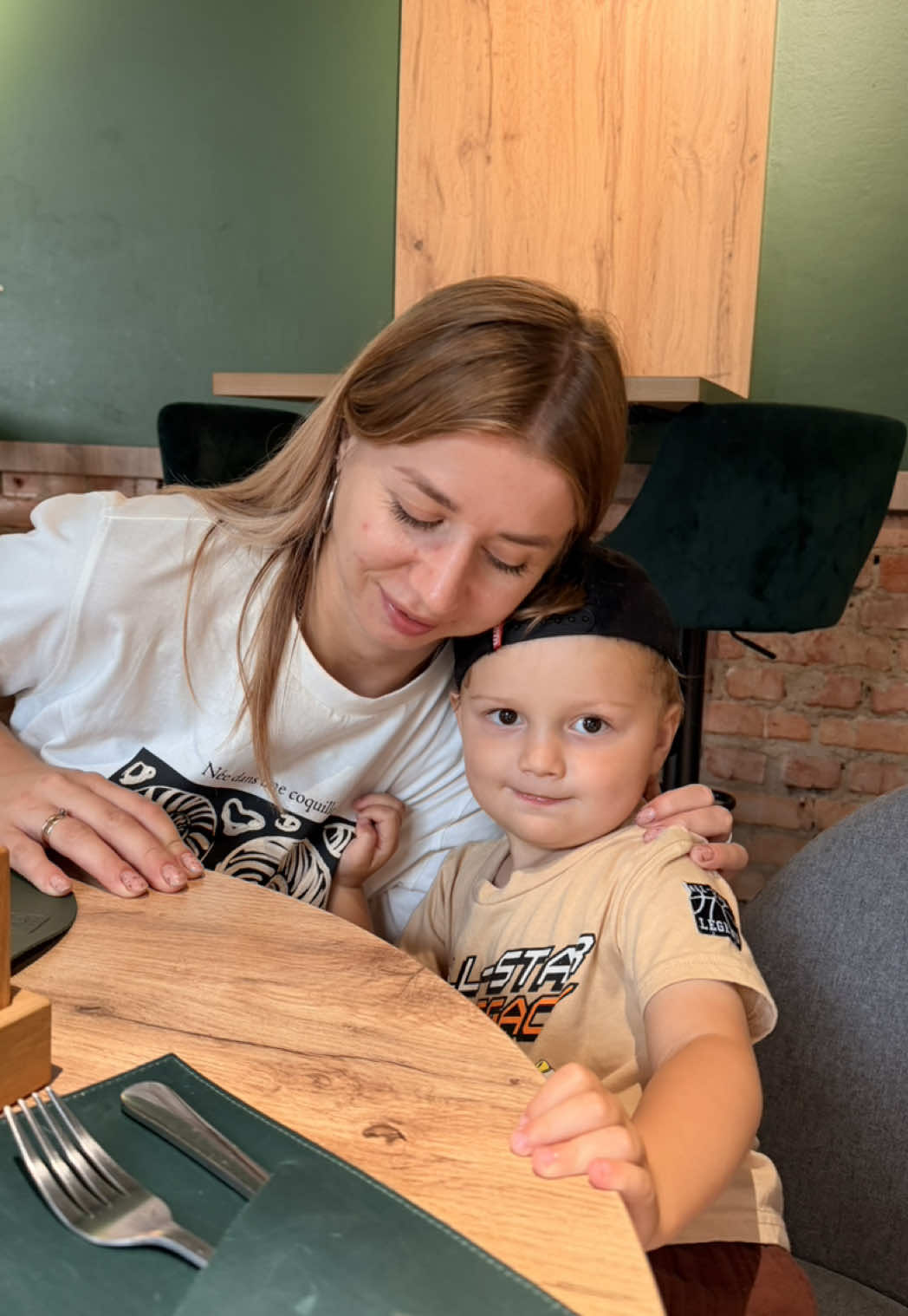 @Саша в квадраті 🧑&zwj;🧒 UGC