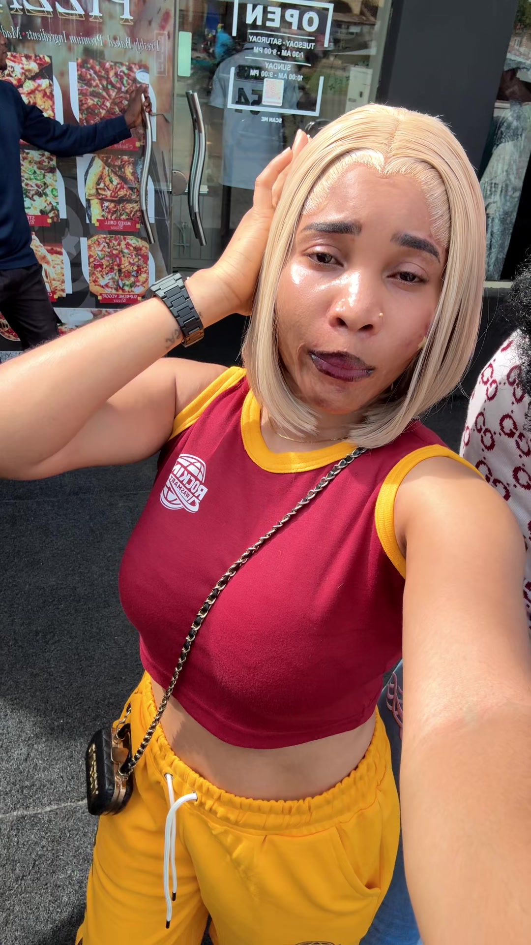 @HER❤️🤭
