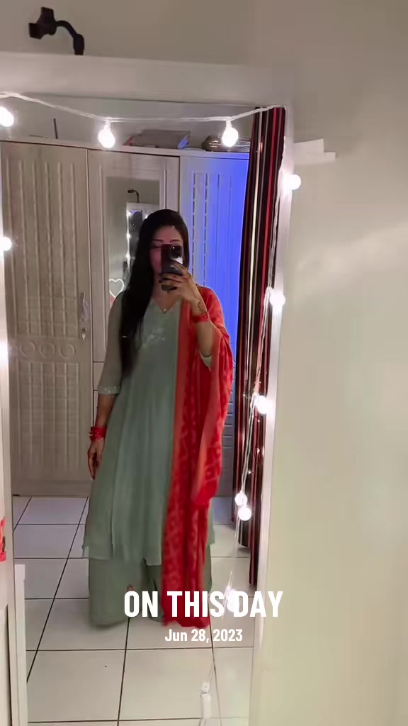 @Aaniyaa 🇦🇪