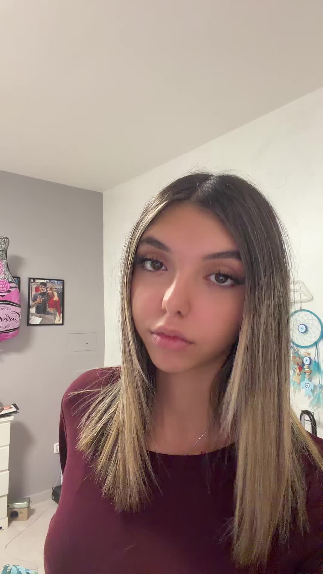 @melyyyy