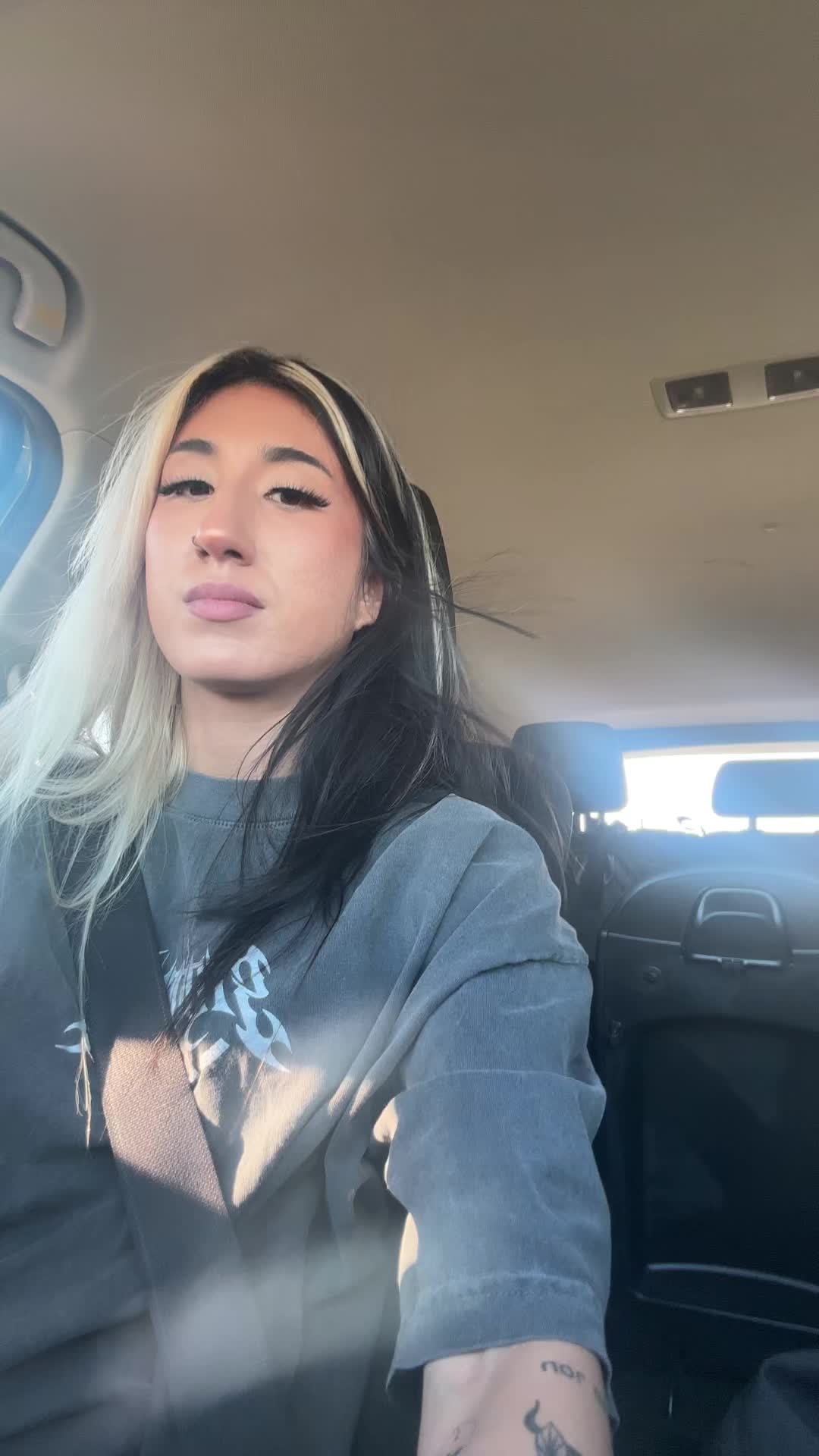 @victoriuhhh