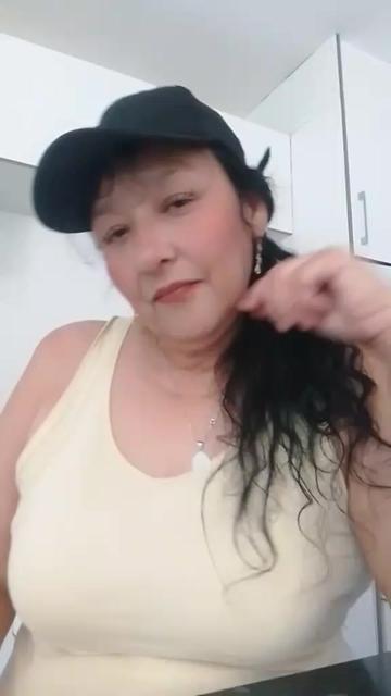 @Xiomara
