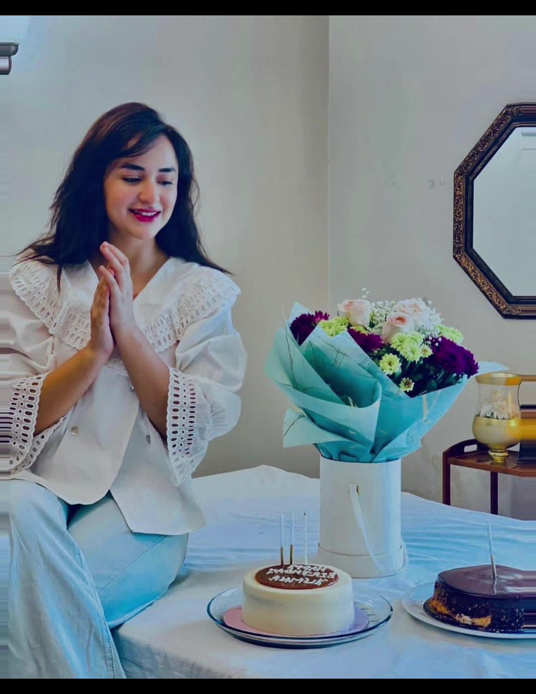 @yumna_zaidi_04