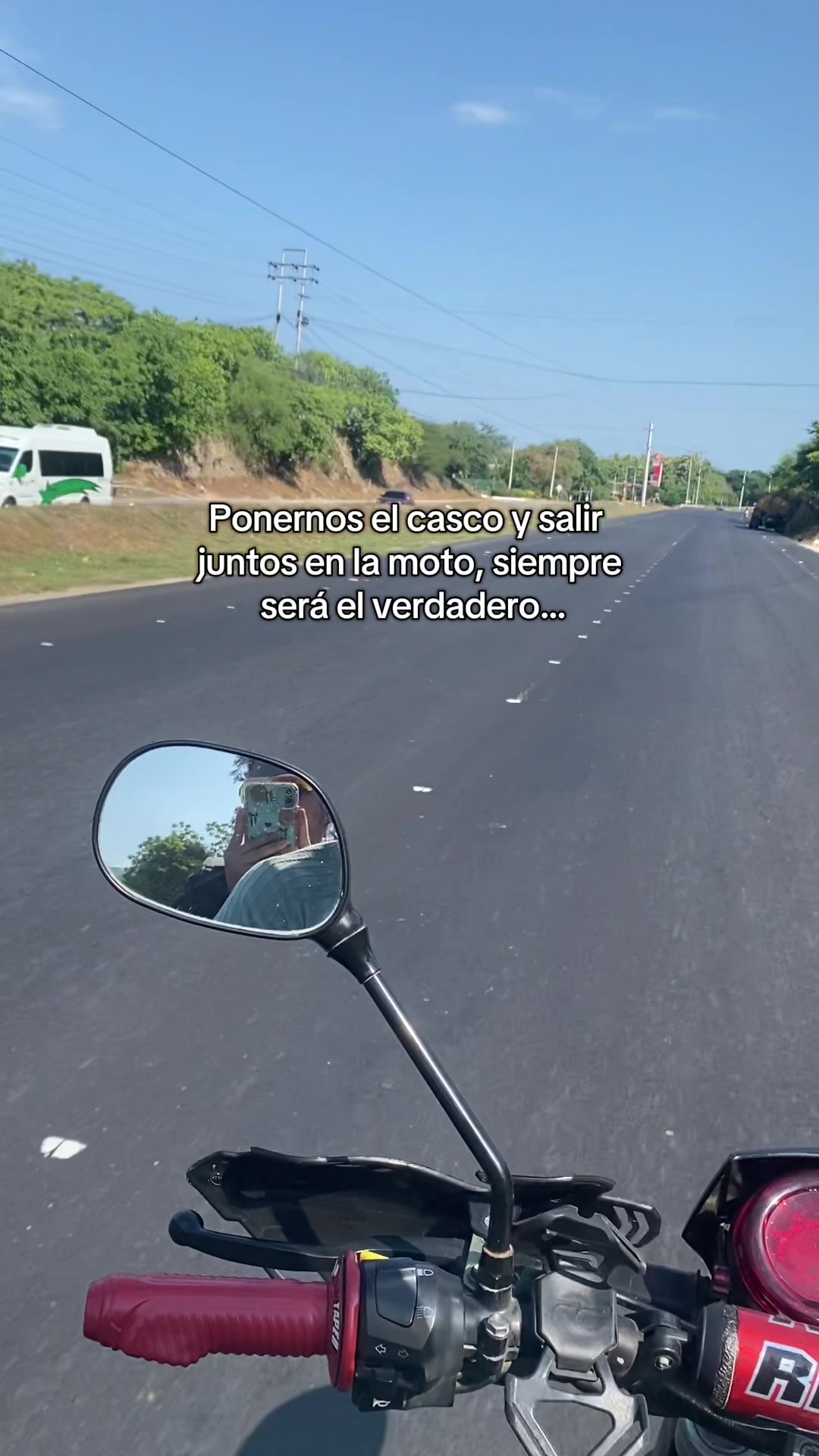 @Tati🥰.