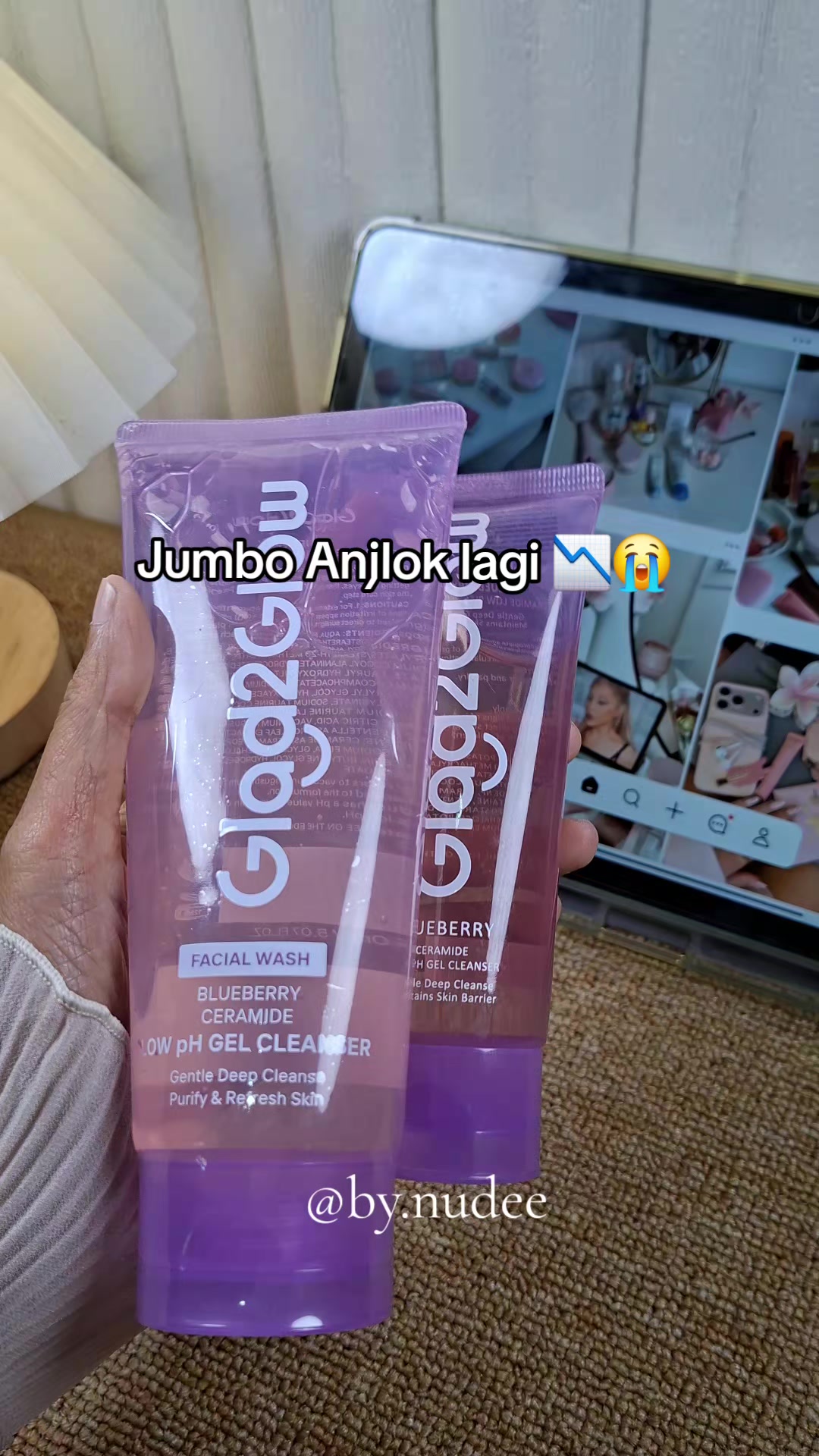 @by Nude