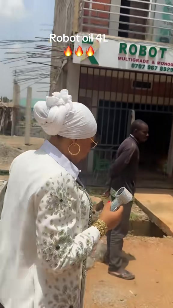 @Khadijah olabisi