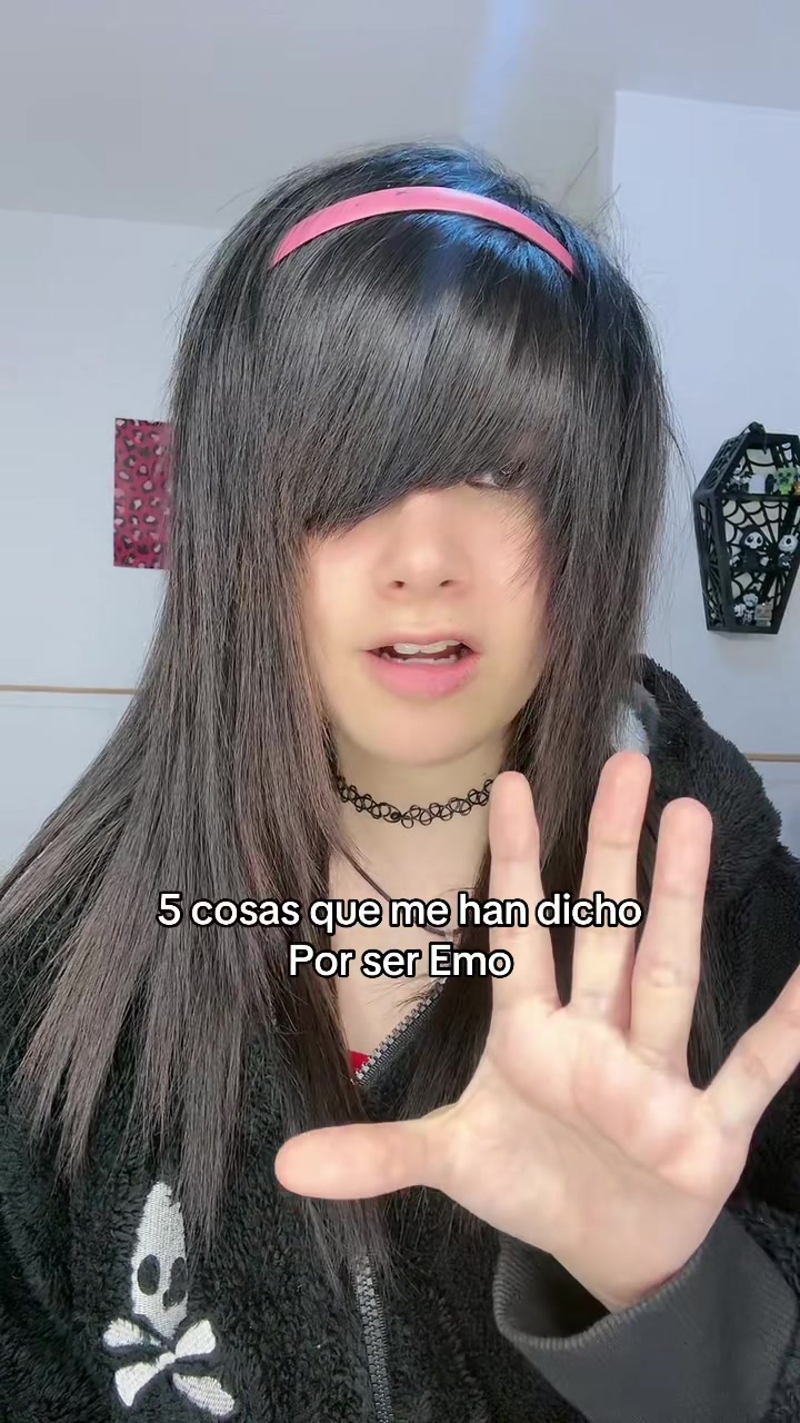 @EmØxita☹👻