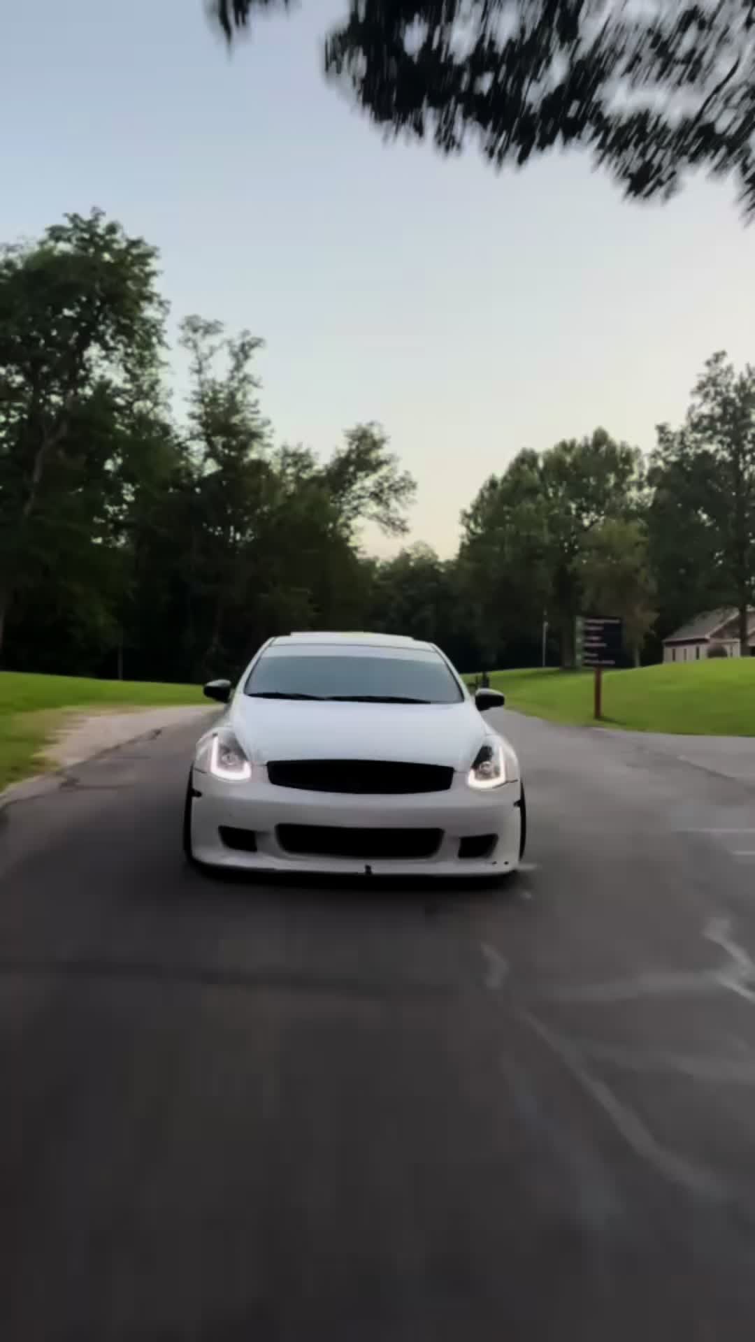 @Vq.Cayden