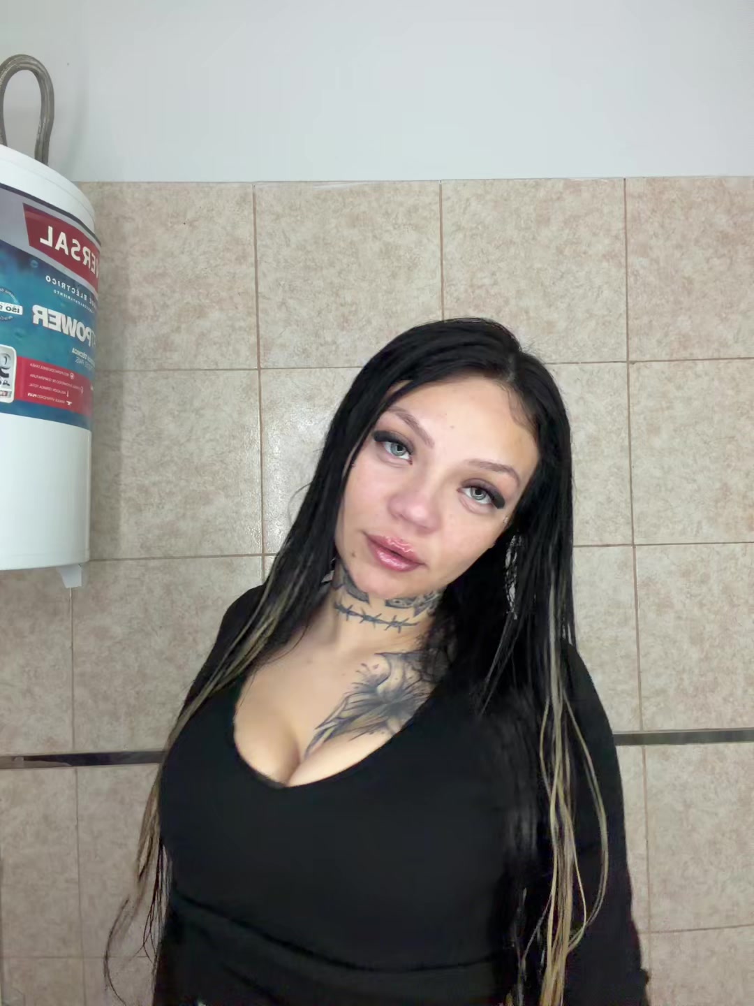 @wachamaldita