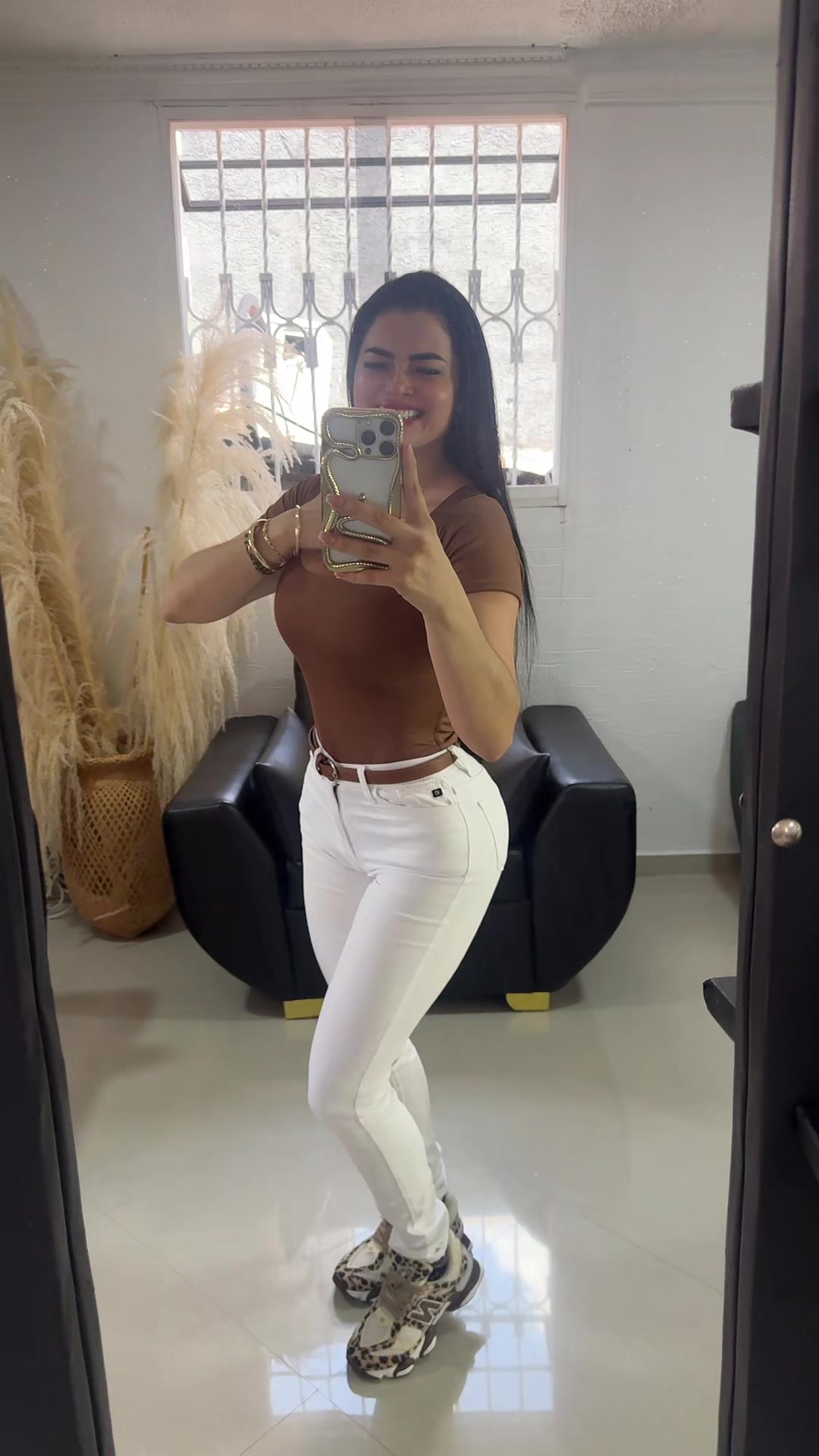 @Dra. Ana Molina