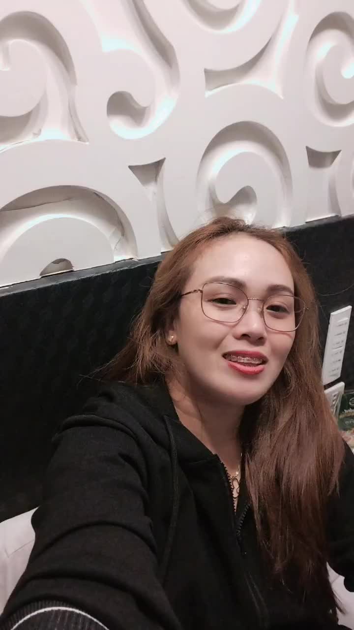 @FurMomCel🤎