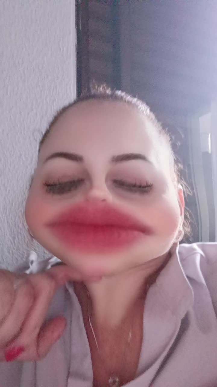 @Simone Helena