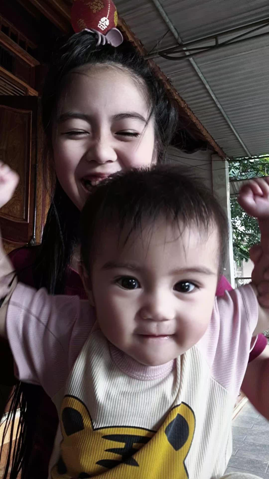 @&Ocirc;ng Nhọn