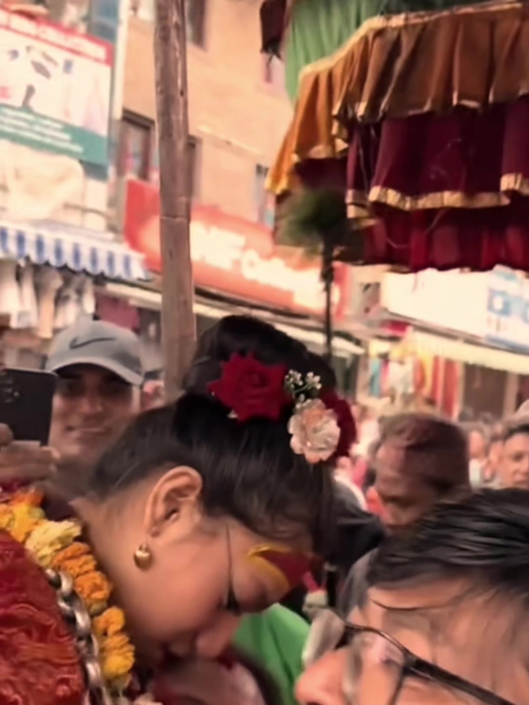 @झी नेवा पी