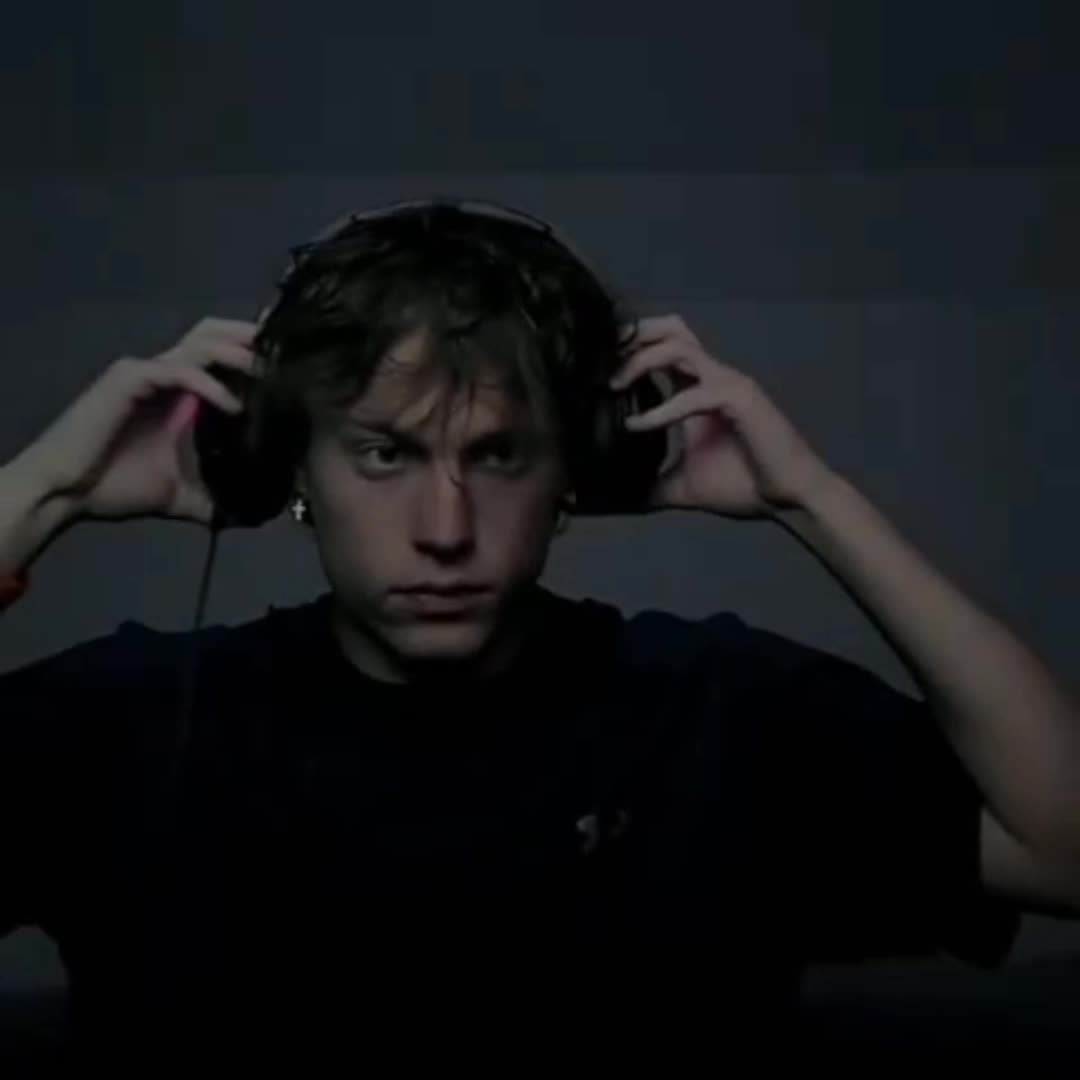 @Mic.