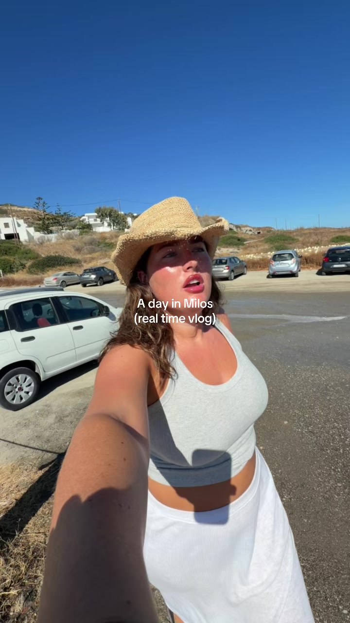 @charlizewalker