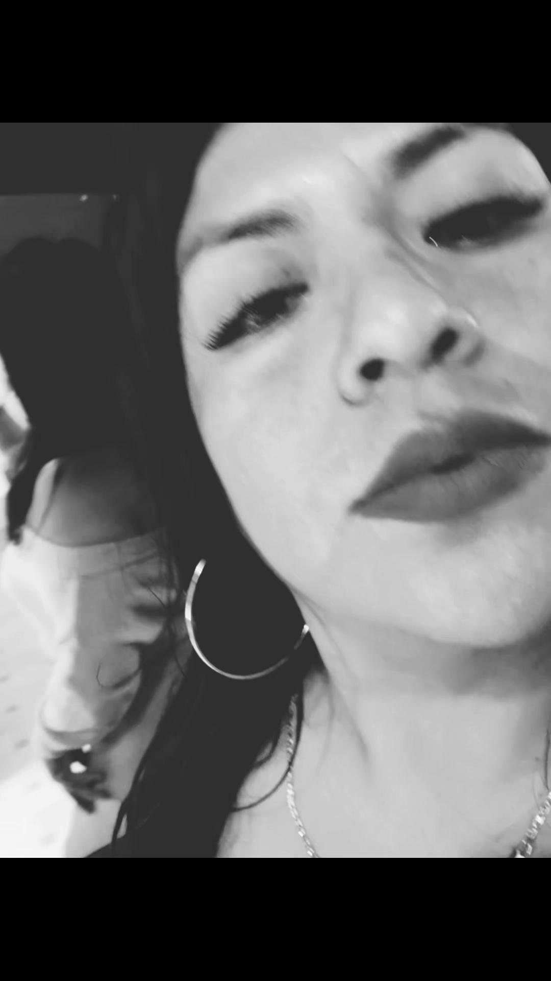 @Gloria