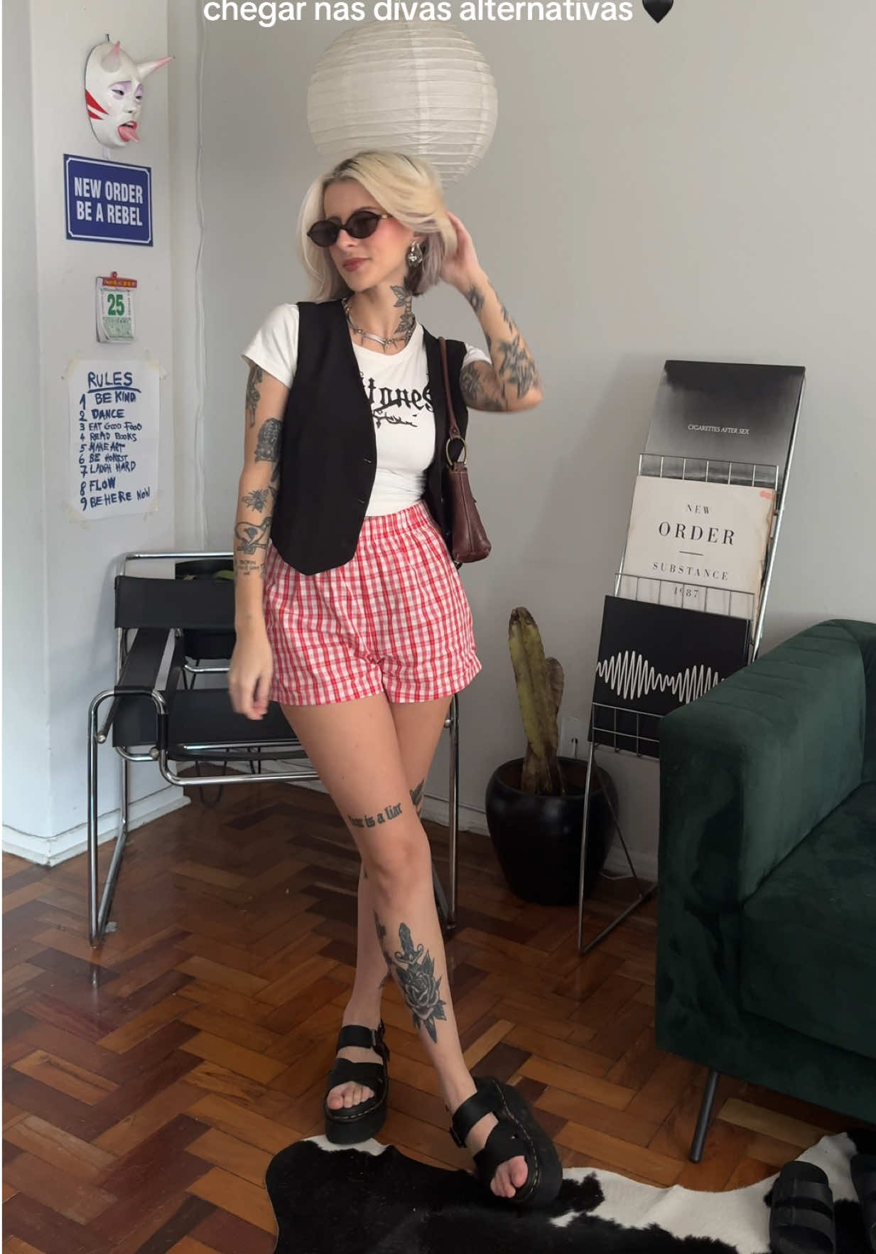 @letícia kohanoski 🥀⛓️🖤