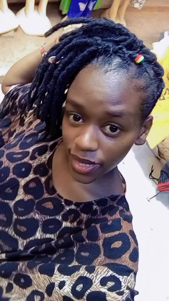 @Khavere 🦋
