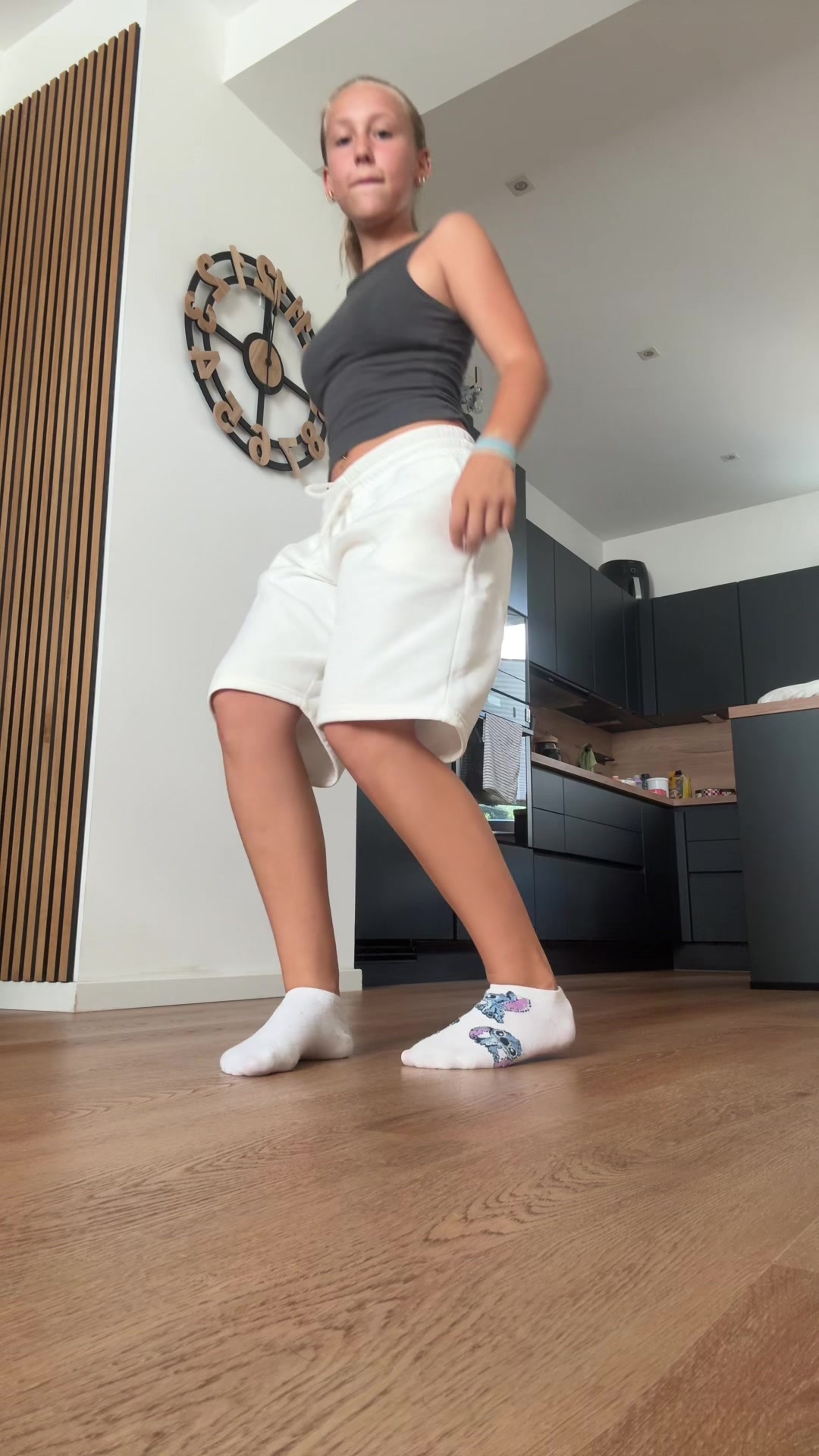 @vali_dance.acc