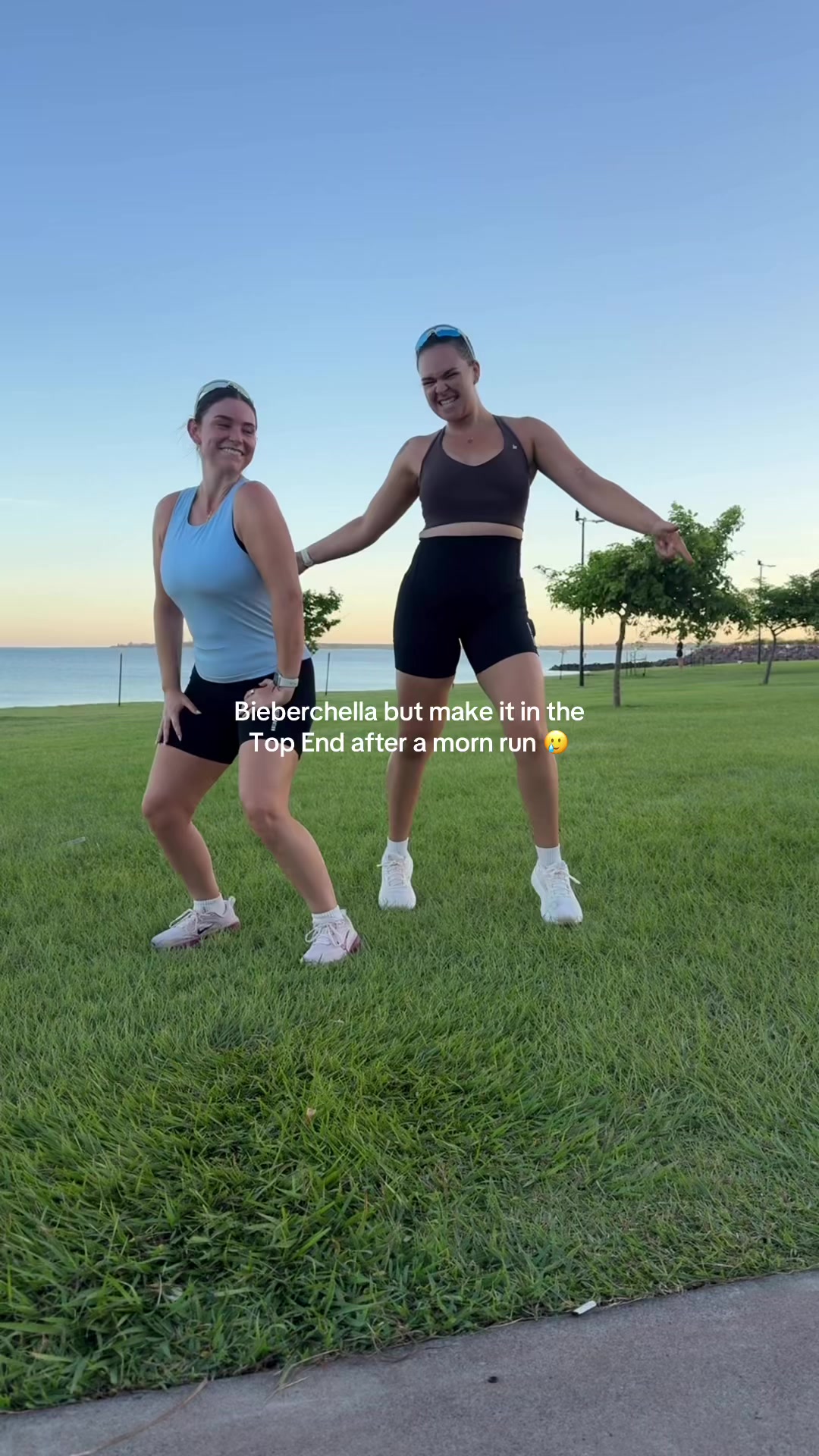 @Mon