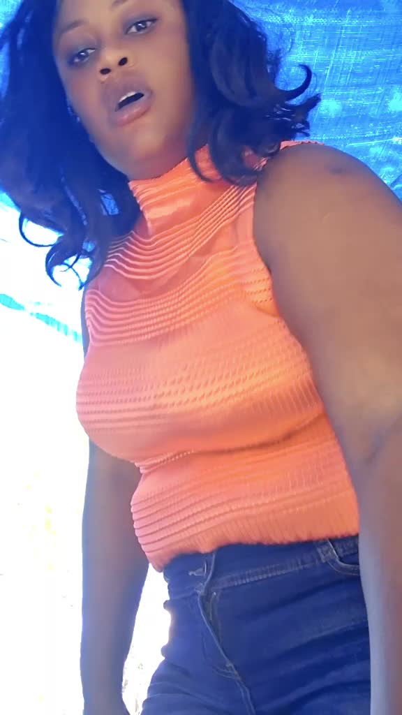 @Chela🦋🦋