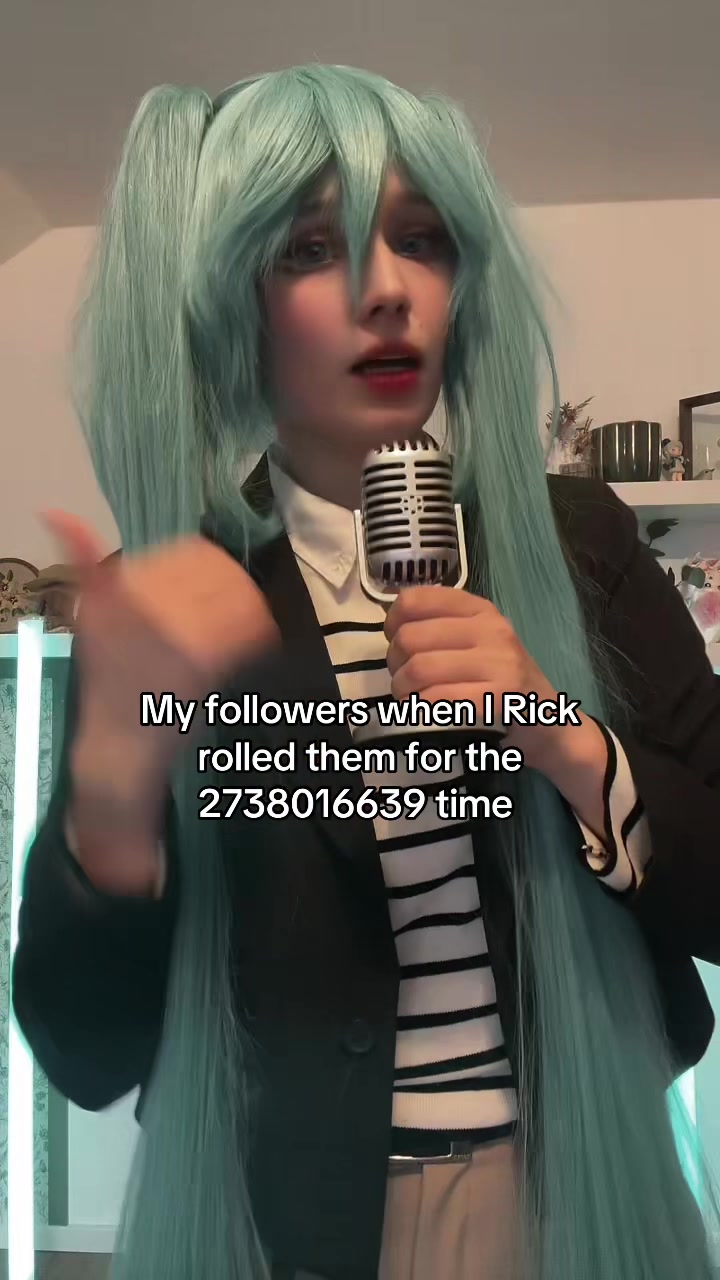 @RosaCosMultiverse